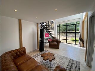  Maison à vendre 8 pièces 265 m²