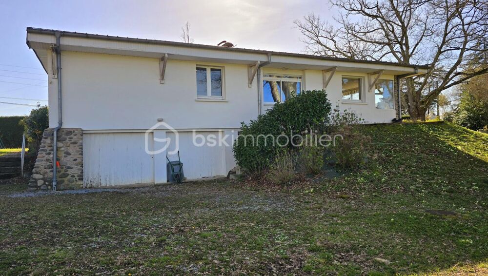Maison de plain-pied 150 m²  Vue exceptionnelle sur les Pyrénées Terrain 8 290 m²