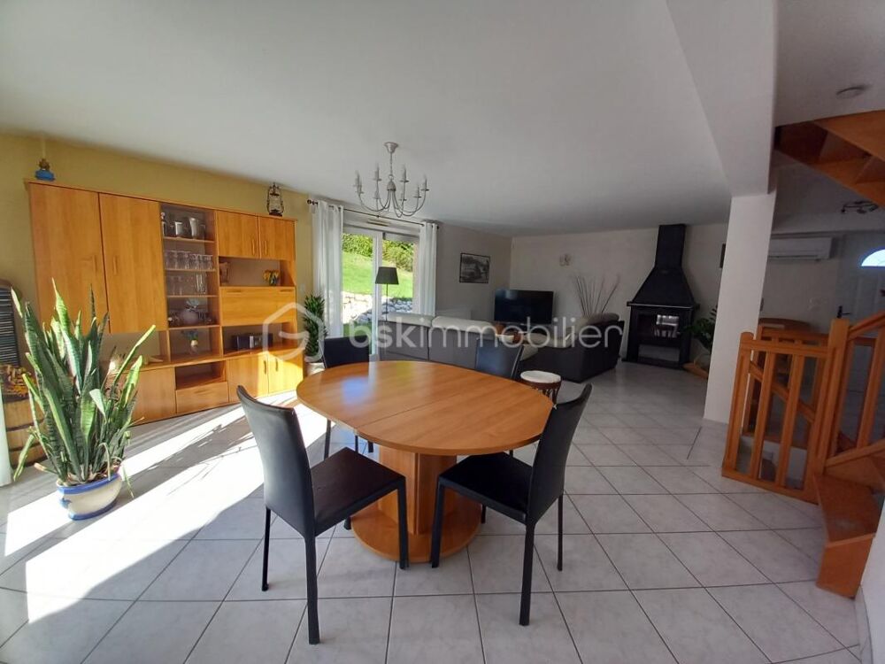 Maison 5 pièces 136 m² · à Beaucroissant · 136 m² · 419 000 €