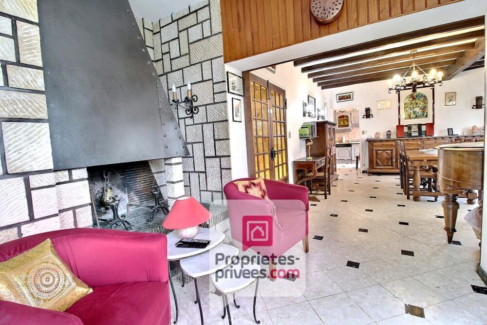 Vente Maison A VENDRE Secteur recherché AMILLY - SPACIEUSE MAISON, PISCINE, JARDIN, ACCES  PRIVATIF AU CANAL DE BRIARE Amilly