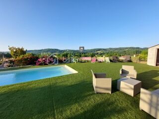  Villa � vendre 7 pi�ces 210 m�