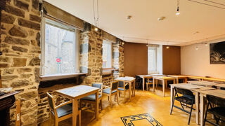  Immeuble à vendre 15 + pièces 527 m²