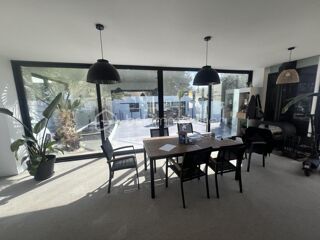  Villa à vendre 5 pièces 250 m²