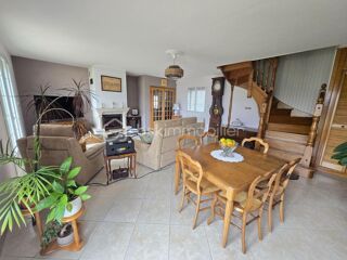  Maison  vendre 7 pices 217 m