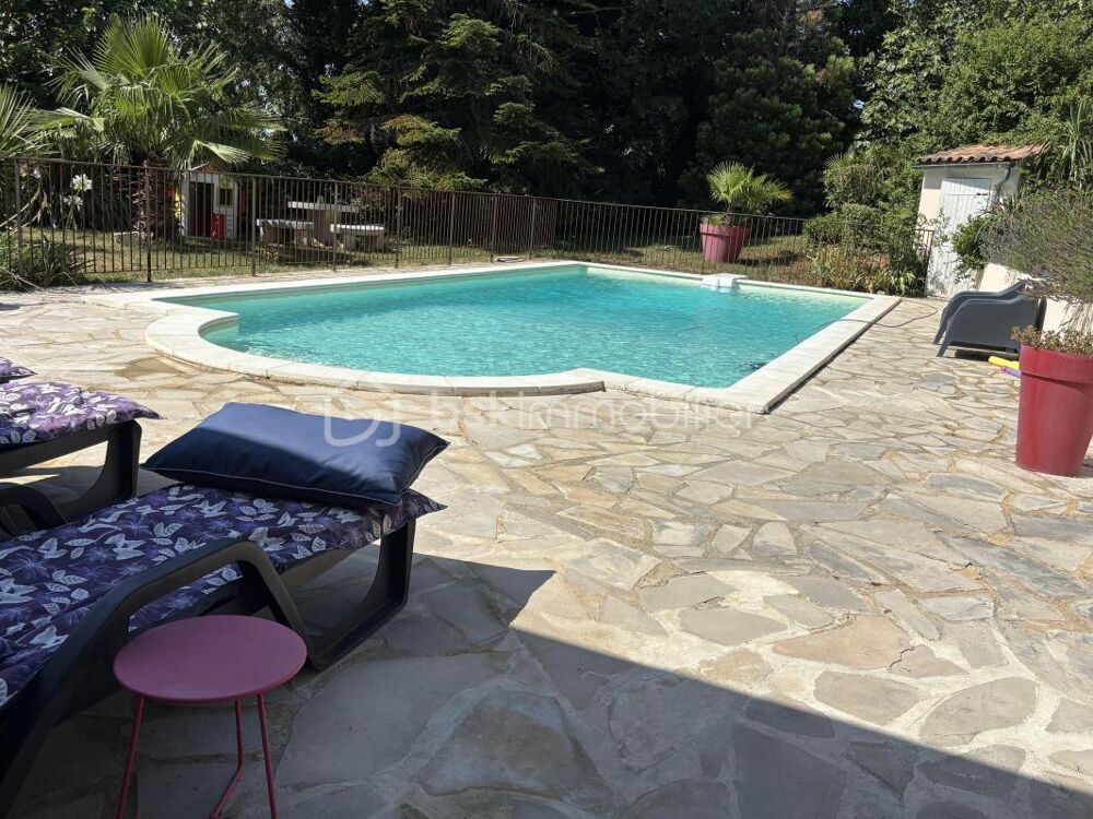 Vente Villa ENSEMBLE IMMOBILIER - 2 HABITATIONS - 5 CHAMBRES - 3 GARAGES - PISCINE & SPA Savasse Montelimar