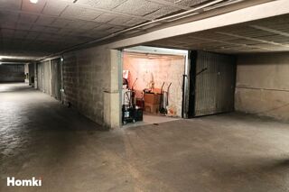  Parking / Garage à vendre 13 pièces 13 m²
