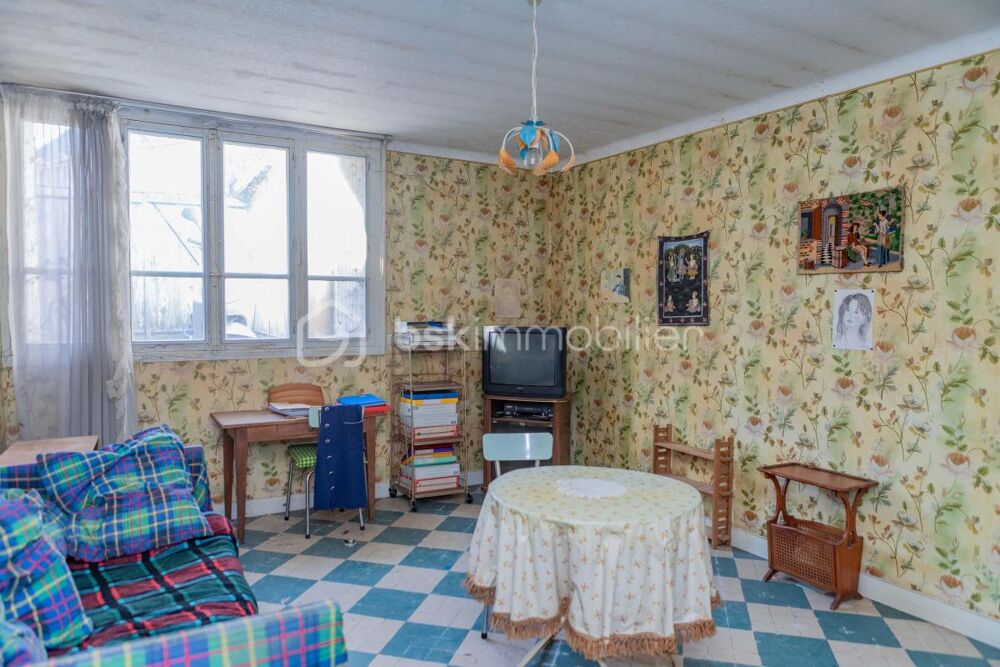 Vente Immeuble IMMEUBLE / MAISON A RENOVER - possibilité de créer des appartements à louer! Le grand luce