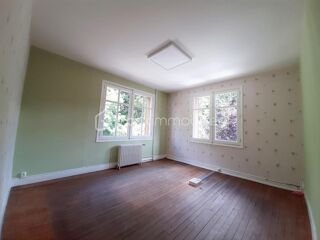  Propri�t�/ch�teau � vendre 11 pi�ces 230 m�