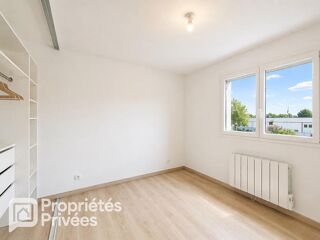  Immeuble à vendre 8 pièces 163 m²