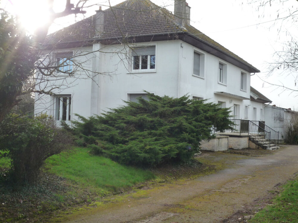 � vendre  Propri�t�/ch�teau Montdauphin (77320)