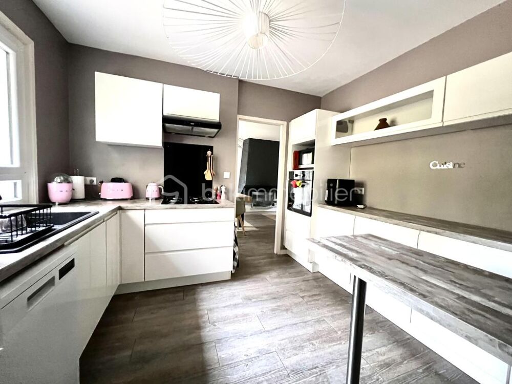 Vente Maison À L'ORÉE DE LA SOLOGNE – MAISON AVEC JARDIN, PISCINE ET TENNIS Orleans