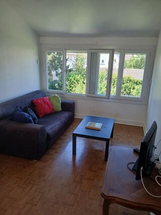  Appartement à louer 1 pièce 45 m²