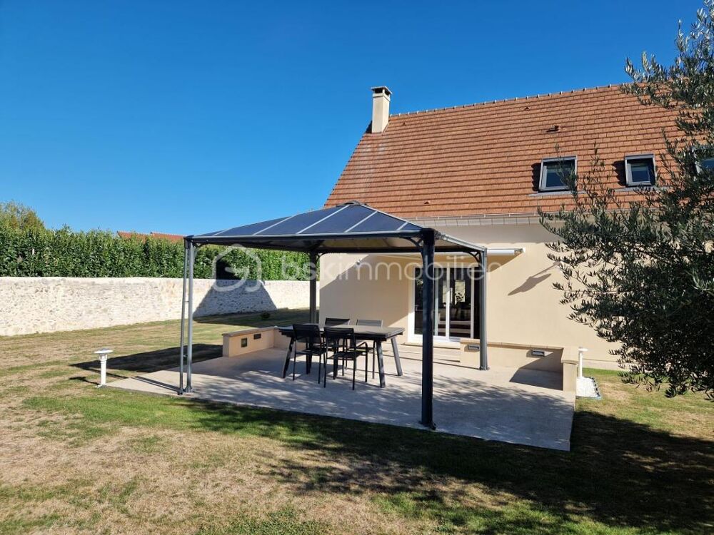 Magnifique propriété avec superbe jardin, sans aucun travaux à prévoir !