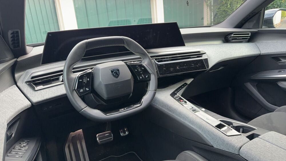 3008 III 1.2 Hybrid 136 e-DSC6 Gt Pack 2024 occasion 78800 Houilles