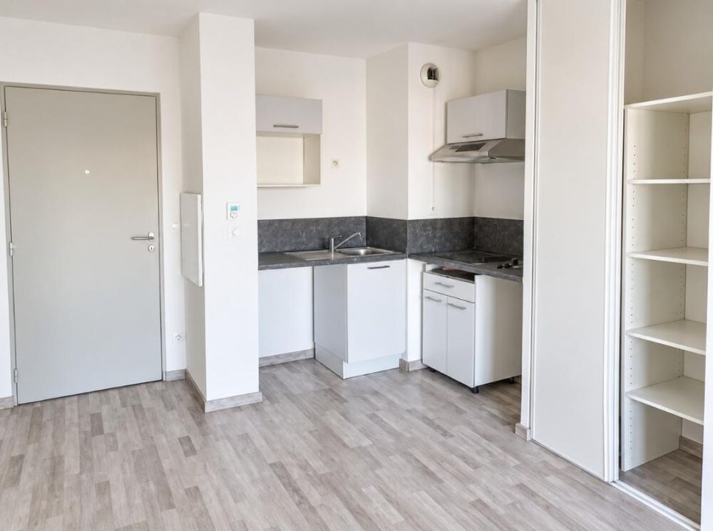 Location Appartement T2 avec loggia et parking à Marseille Marseille 15