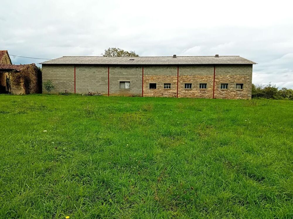 Vente Immeuble Hangar bergerie 3 pièces 480 m2 Parisot