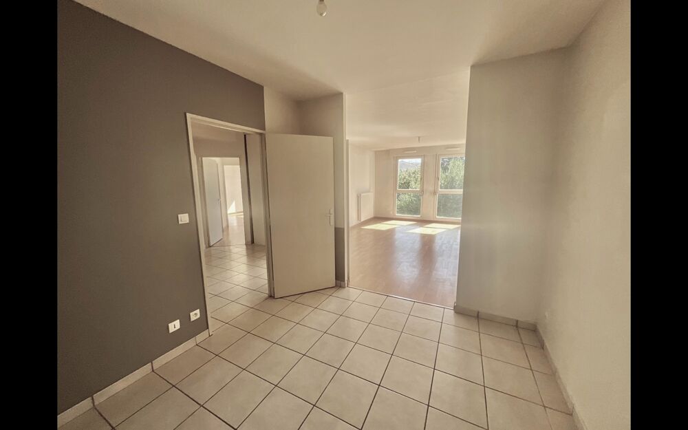 Appartement à vendre 3 pièces VILLEFRANCHE SUR SAONE (69)