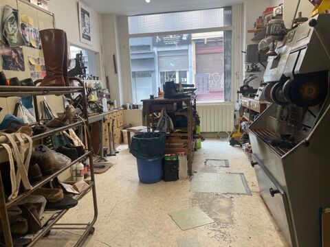   Murs à vendre LYON 6EME (69), local d'une surface totale de 57 m² environ plus mezzanine de 27 m² utiles 