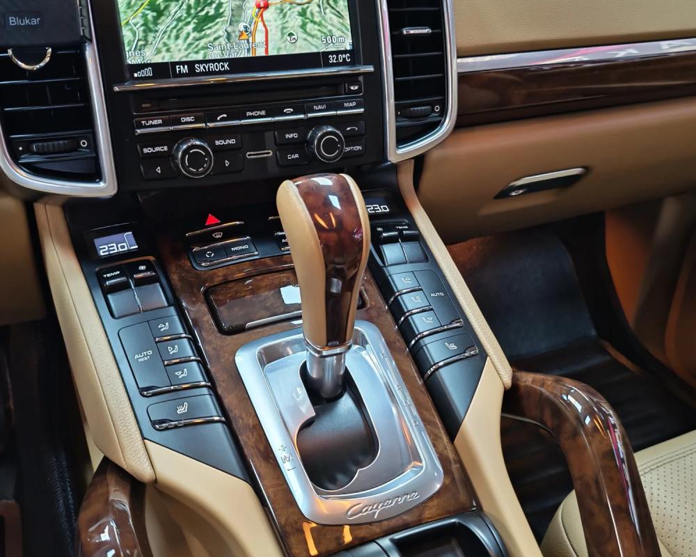 Cayenne Diesel NAV 2010 occasion 06700 Saint Laurent Du Var