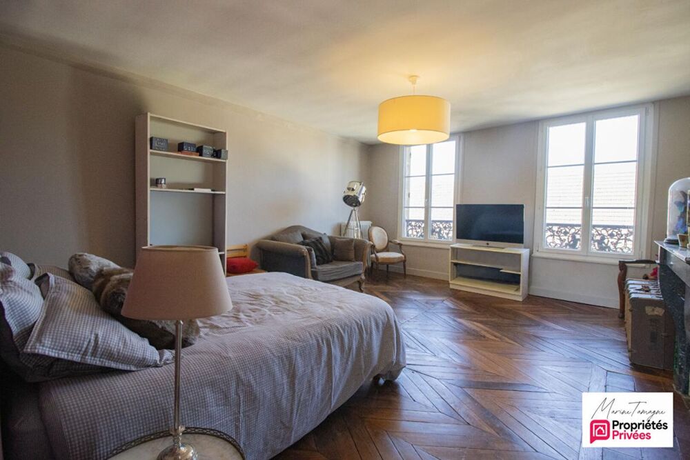 à vendre  Propriété/château Fleurines (60700)