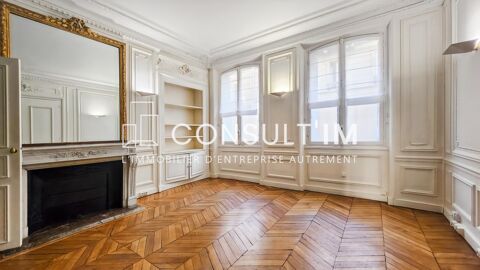 AU RDC d'un immeuble haussmannien de standing 9083 75008 Paris