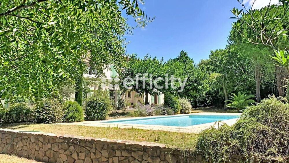 à vendre  Villa Saint-Rémy-de-Provence (13210)