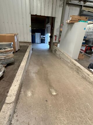   Locaux industriels de 960 m² à louer SONNAY (38) RESTE UN LOT DE 500 M² Sonnay