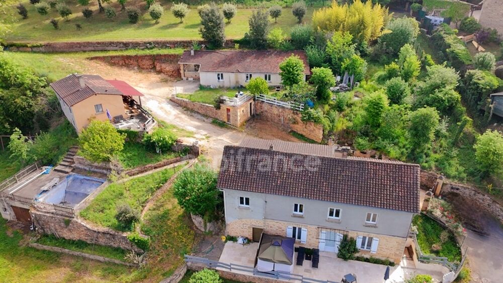 Ensemble immobilier 185m², 3 habitations indépendantes, grange, garage, love room, bonne rentabilité financière