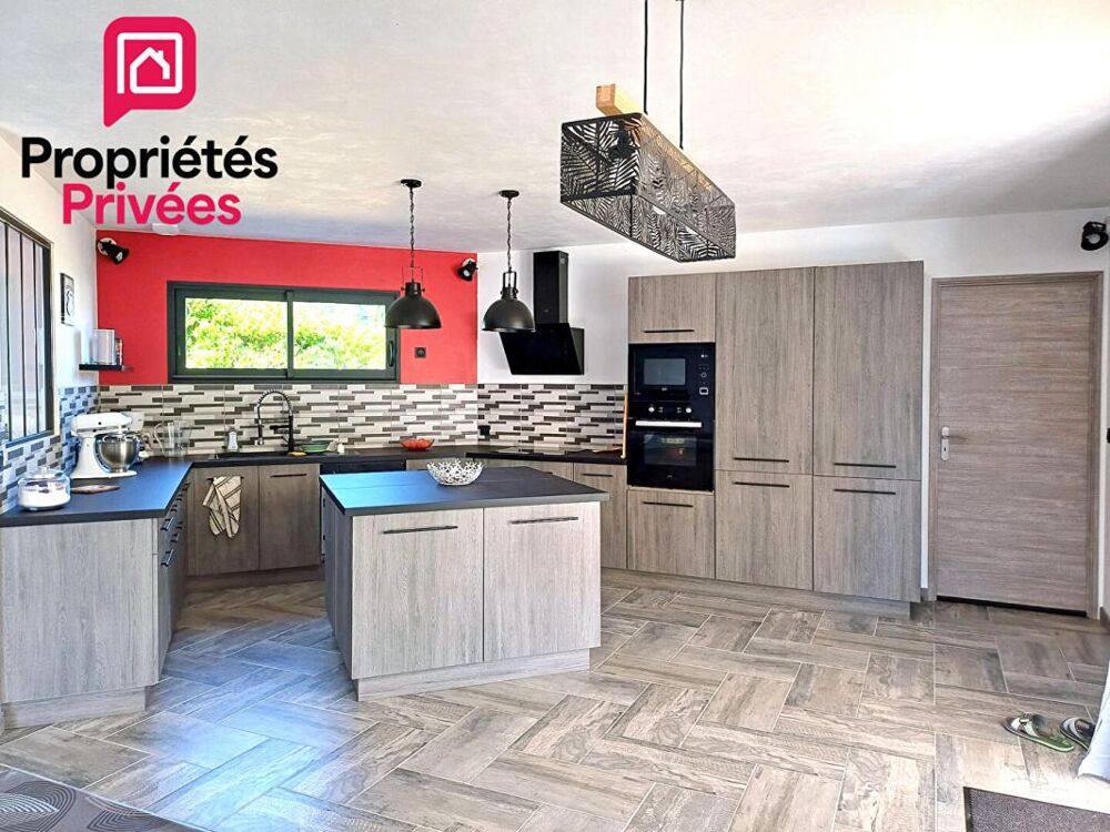 ARVERT, MAISON RÉCENTE DE 143 m² SUR TERRAIN DE 1 695 m² AVEC PISCINE ET GARAGE INDÉPENDANT