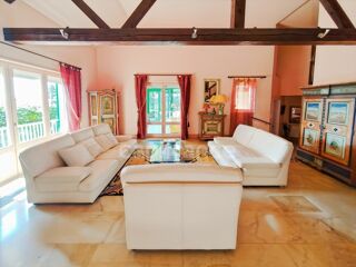  Maison à vendre 7 pièces 201 m²