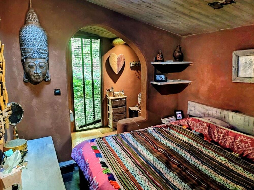 Vente Maison Chalet en bois niché dans la nature et sa dépendance a seulement 20 min de Bergerac Bergerac