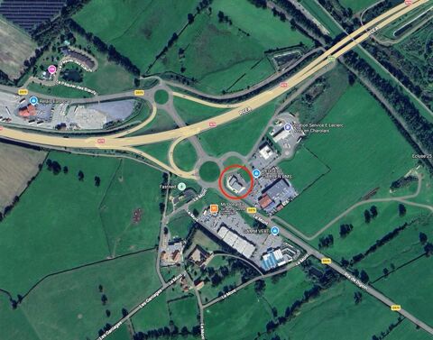 Restaurant + bureaux + appartement &agrave; louer VITRY EN CHAROLLAIS (71)-Emplacement n&deg;1 6000 71600 Vitry en charollais