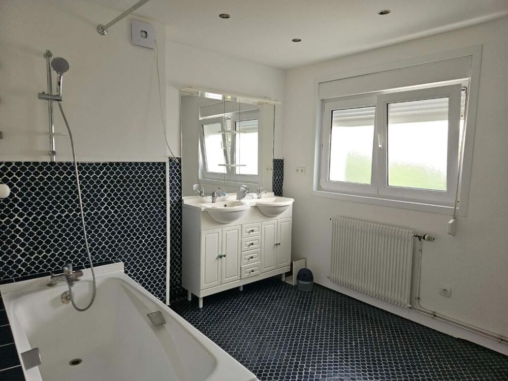 Location Maison Maison 5 pièces / 85 m² / 1 126 EUR / SAINTE-CATHERINE Sainte catherine