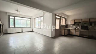  Immeuble � vendre 10 pi�ces 343 m�