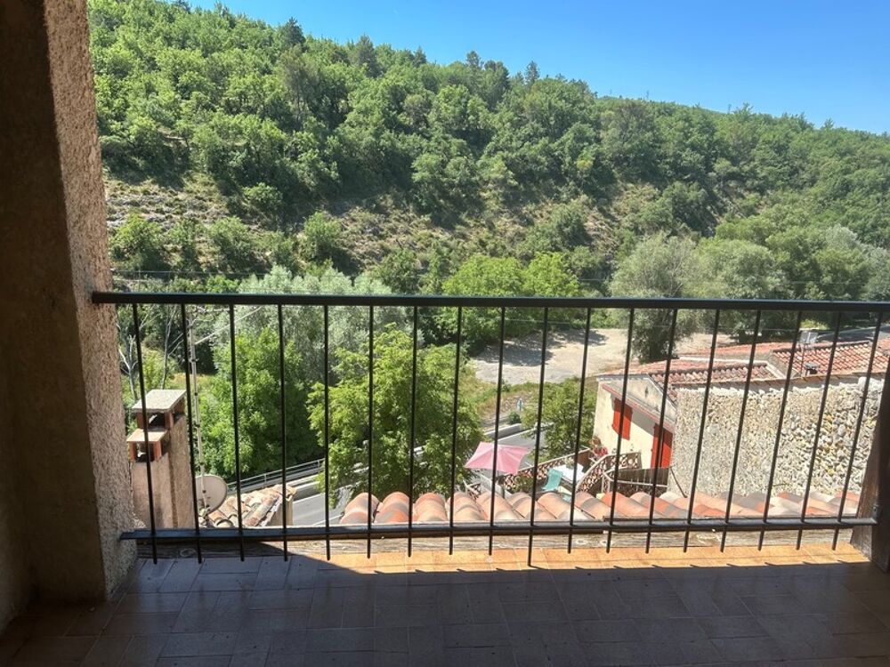 Proche Gréoux les Bains : Appartement de caractère 3 chambres avec terrasse et garage