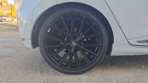 Clio 1.6 Turbo 220 EDC6 Trophy 2017 occasion 94370 Sucy En Brie