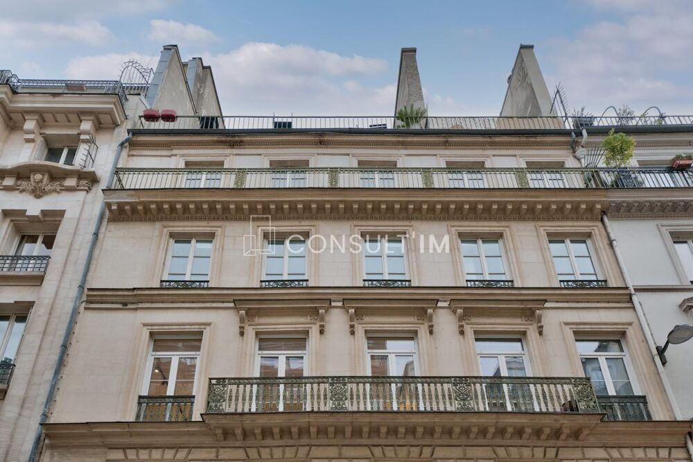   Location bureaux, immeuble Haussmannien, au cœur du 10ème arrondissement Paris 10