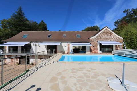   Maison en pierre avec piscine chauff� et terrain 17 hectares Maison - 6 pi�ce(s) - 190 m�