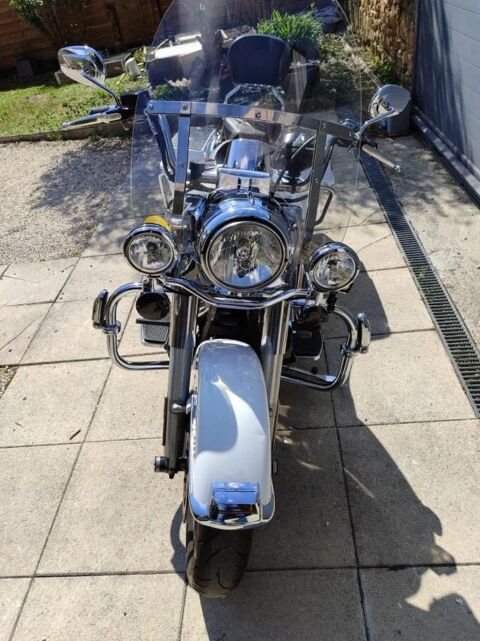  2009 occasion 38300 Bourgoin Jallieu