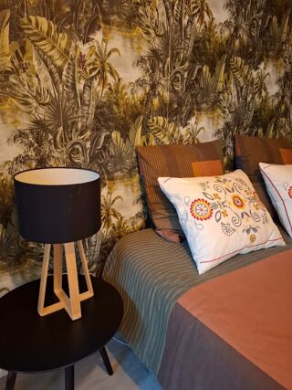  Immeuble � vendre 15 + pi�ces 475 m�