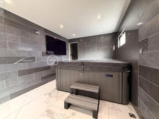  Maison � vendre 7 pi�ces 210 m�