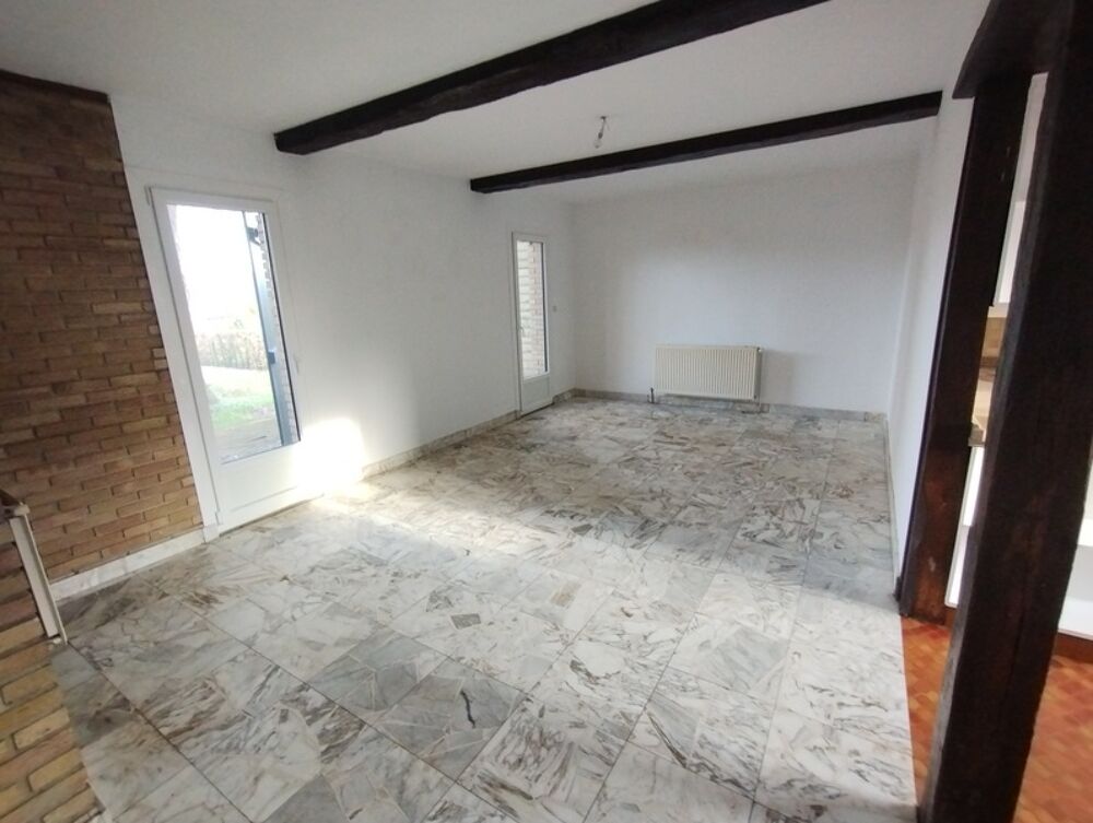 Maison 7 pièces 155 m²  Terrain 1 512 m²  Vente interactive dès 195 000 €