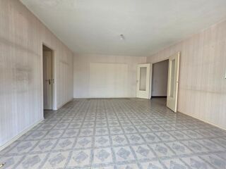 Vente Appartement CHENÔVE – Appartement T4 lumineux avec balcon et cave Chenove
