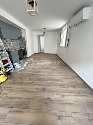  Appartement à louer 2 pièces 40 m²