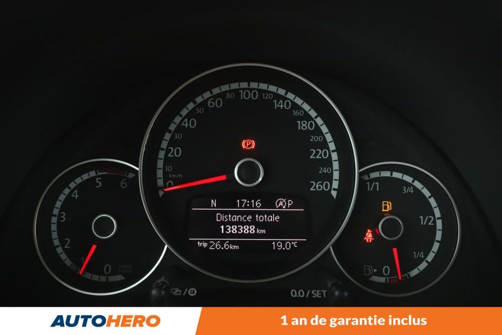 COCCINELLE II Cabriolet 2.0 TDI BlueMotion Tech Couture DSG6 150 ch 2015 occasion 92130 Issy-les-Moulineaux