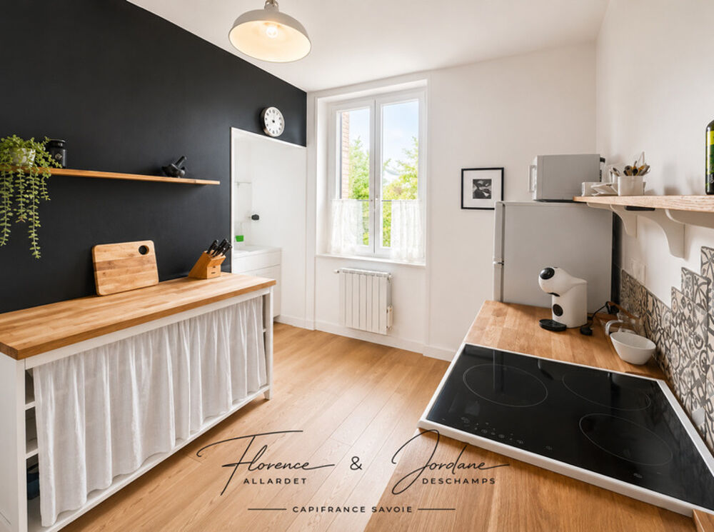 Vente Appartement AIX-LES-BAINS – DUPLEX DE CHARME À QUELQUES PAS DU PETIT PORT ET DU LAC DU BOURGET Aix les bains
