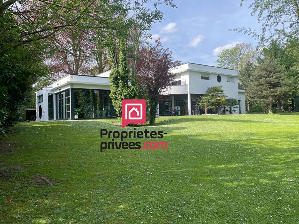 Maison d'exception, 5 chambres, Piscine couverte ,hammam, jardin arboré