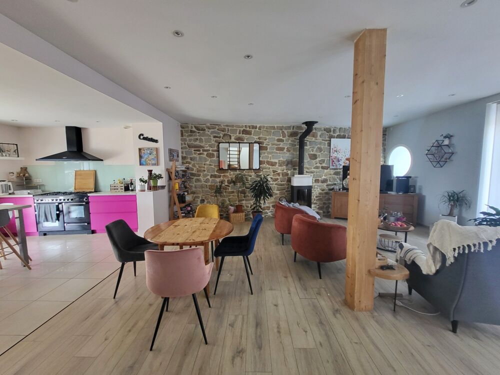 Maison à vendre 8 pièces LANVEOC (29)