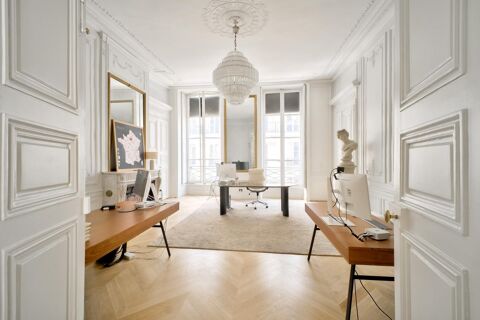 Bureaux r&eacute;nov&eacute;s, parquet, moulures et chemin&eacute;es 10164 75001 Paris