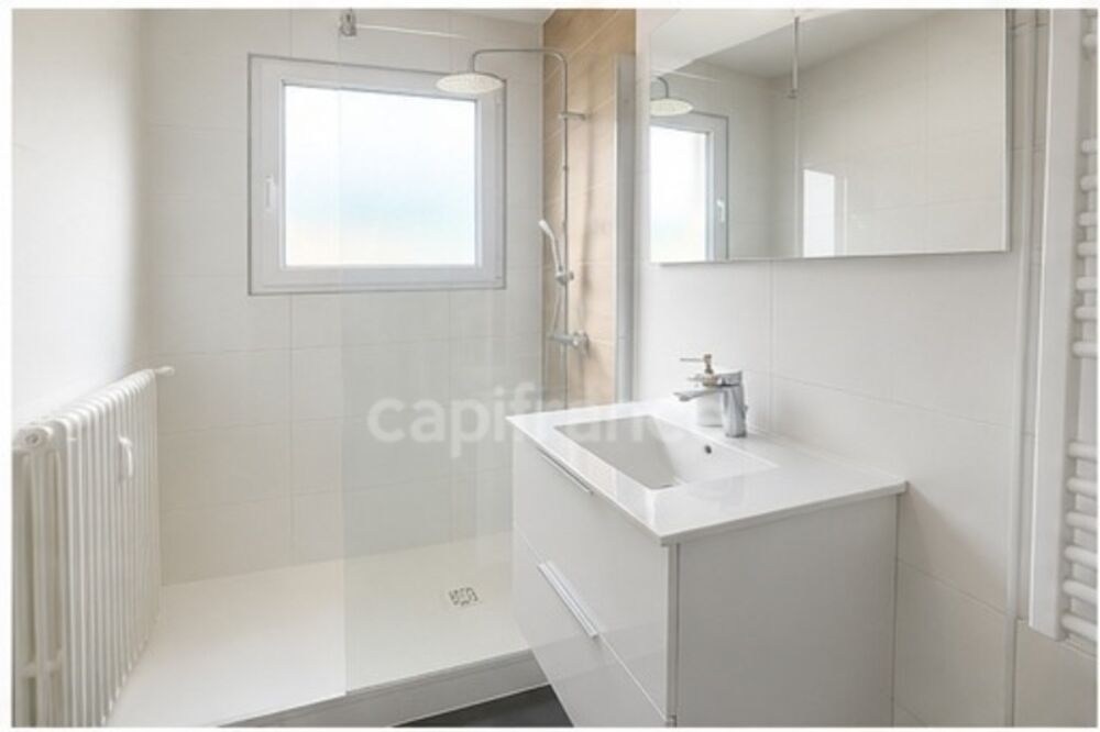 Appartement à vendre 3 pièces GEX (01)